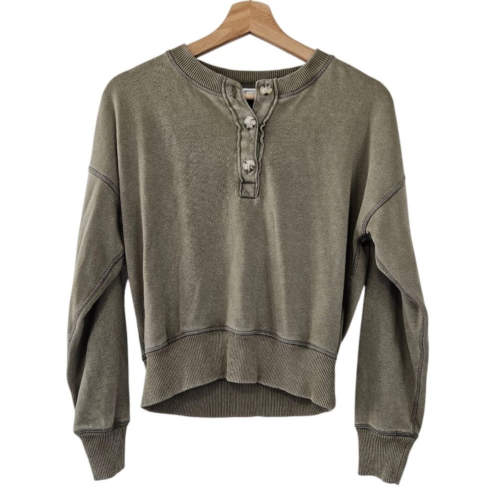 American Eagle Olive Washed Green Long Sleeve Sweater womens XS